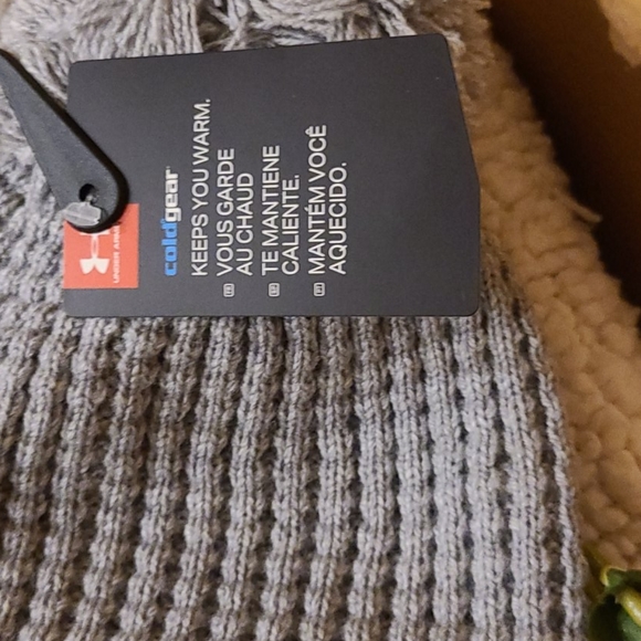 ❤New Under Armour gray hat❤ - Picture 4 of 6